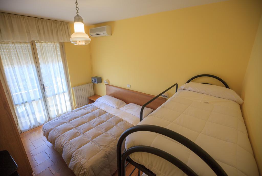 Hotel Il 9 Camaiore Exteriör bild