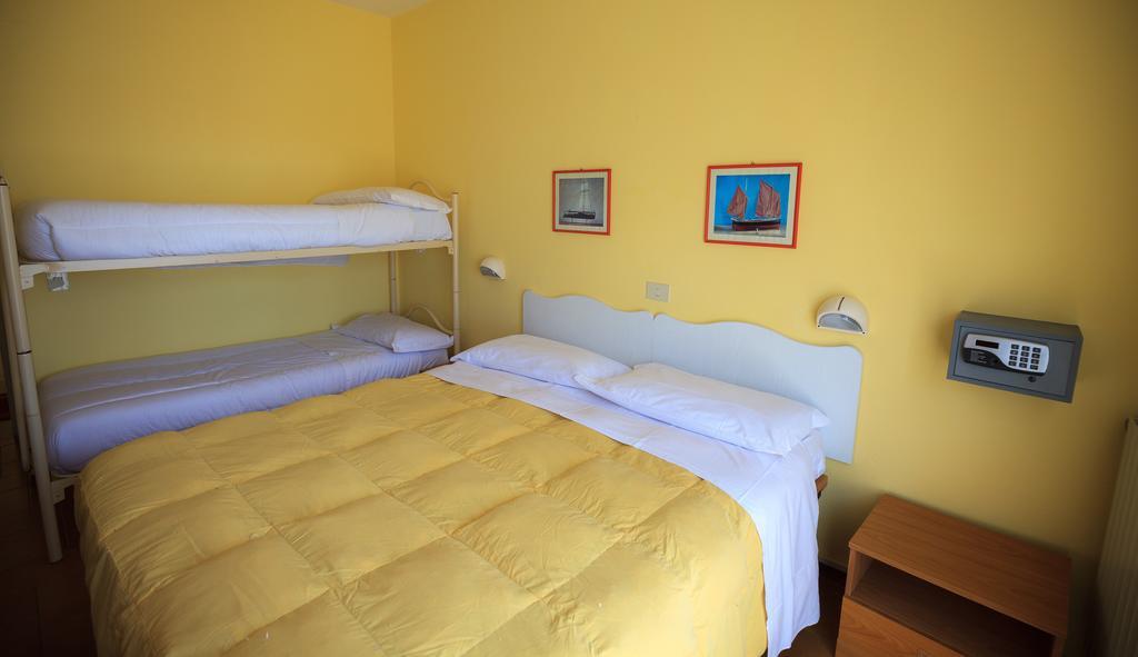 Hotel Il 9 Camaiore Exteriör bild