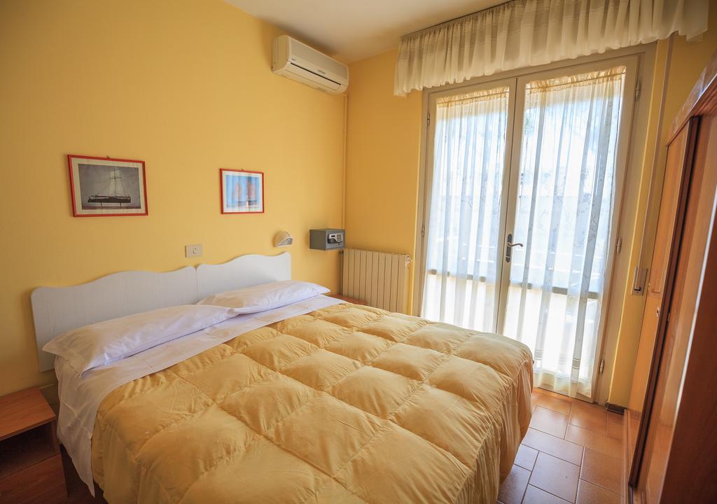 Hotel Il 9 Camaiore Exteriör bild